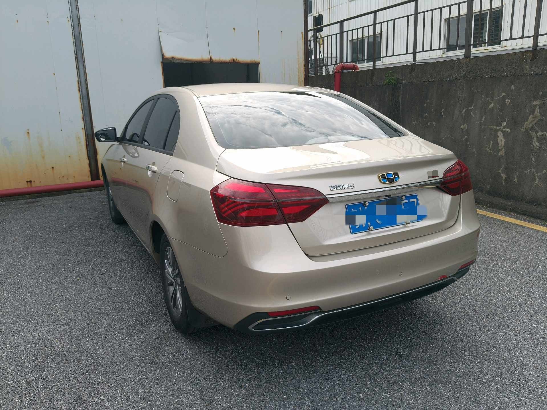 GEELY Emgrand 2019 صورة سيارة #5