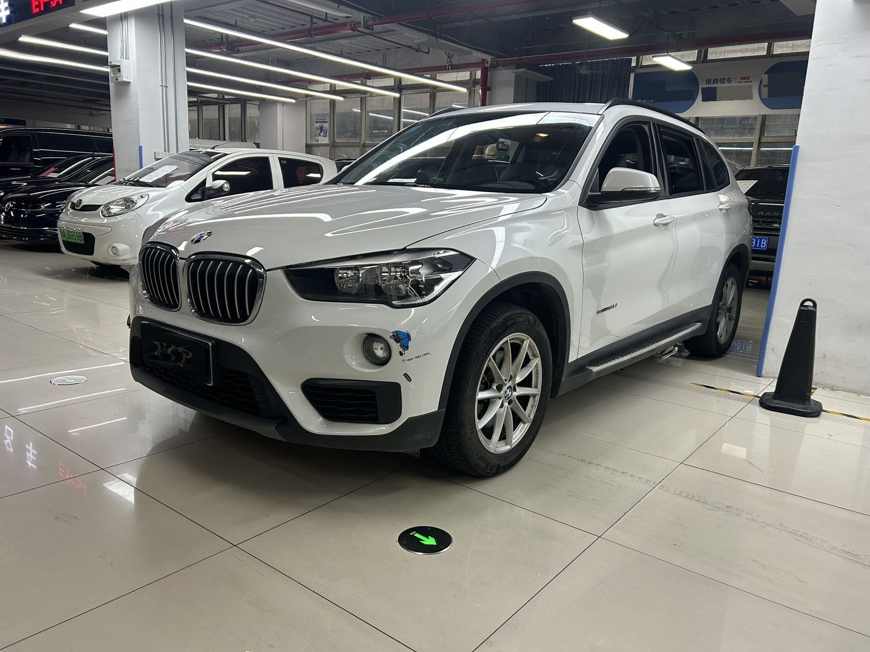 BMW X1 2016 BMW X1 2016 car image
