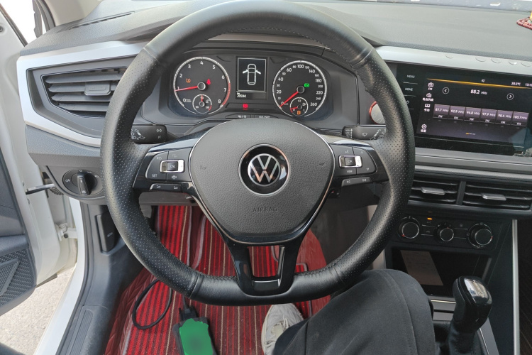 Volkswagen Polo 2021 imagem de carro #11