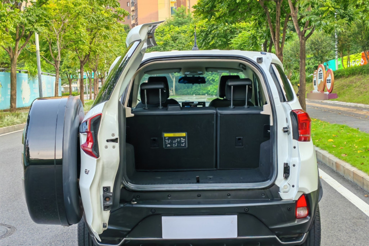 BYD Yuan New Energy 2019 imagen de coche #21