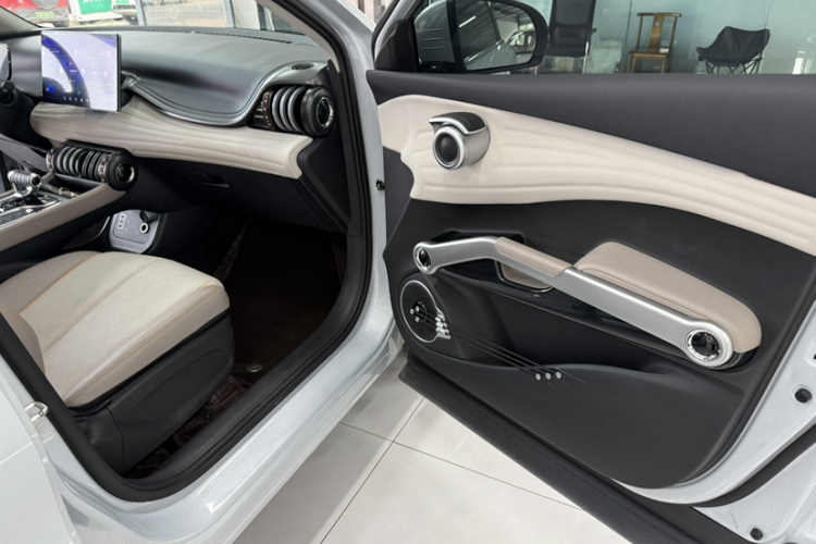 BYD Yuan Plus 2023 #15 BYD Yuan Plus 2023 car image #15
