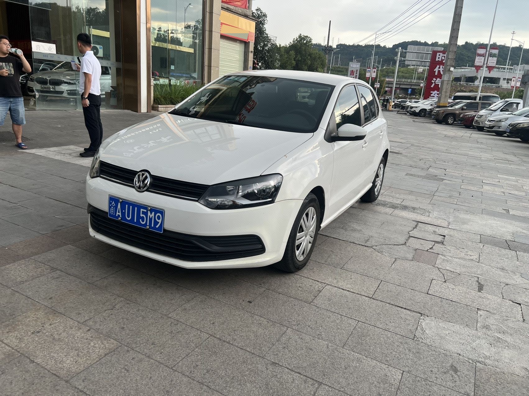 Volkswagen Polo 2019 car image 