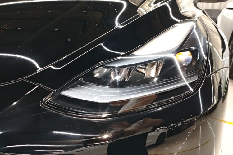 Tesla Model Y 2023 immagine di auto #20