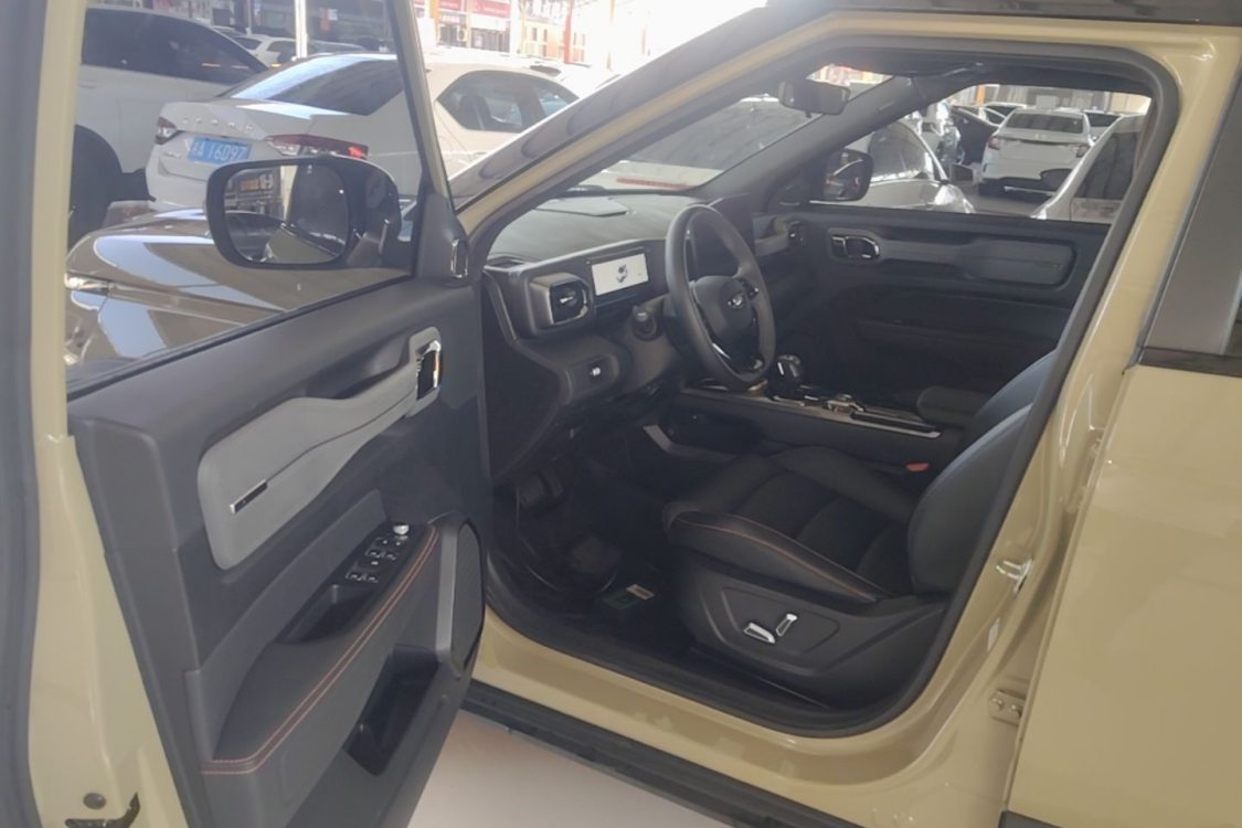 GEELY Cowboy 2024 car image #17