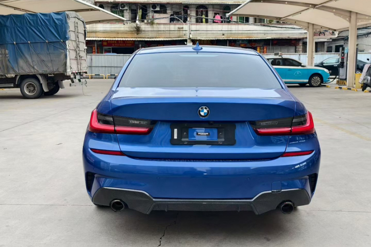 BMW 3 Series 2020 car image #5