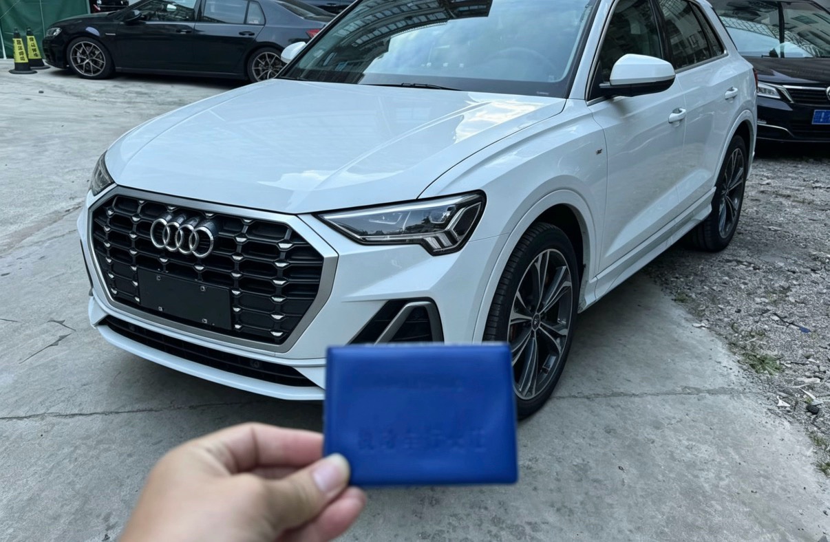 Audi Q3 2023 Audi Q3 2023 car image