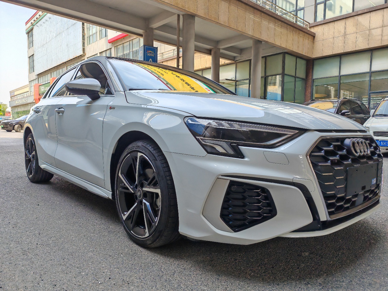 2023 car image #2