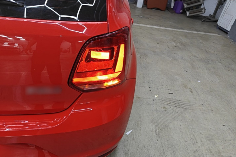 Volkswagen Polo 2018 car image #8
