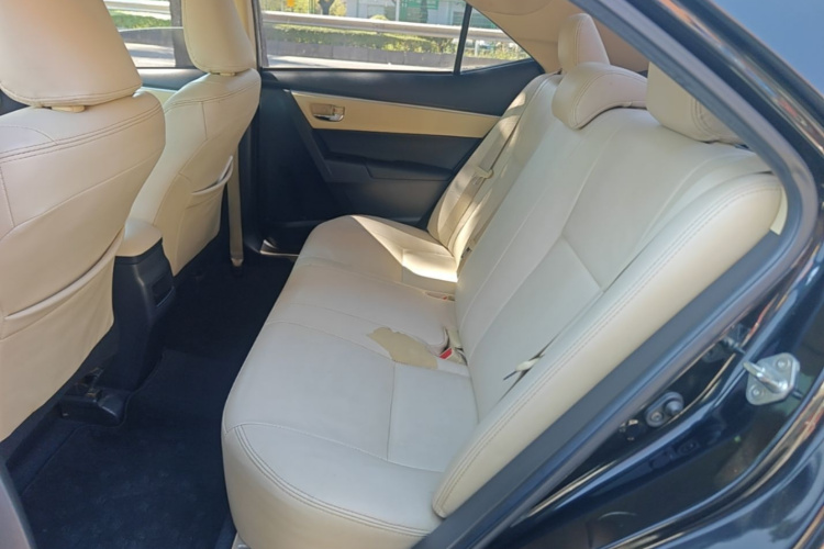 Toyota Corolla 2018 #17 Toyota Corolla 2018 car image #17