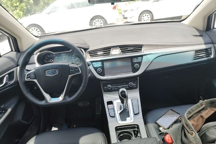 GEELY Emgrand GS 2017 #11 GEELY Emgrand GS 2017 car image #11