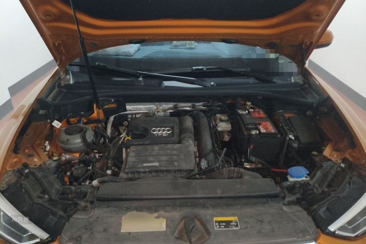 Audi Q3 2020 car image #22