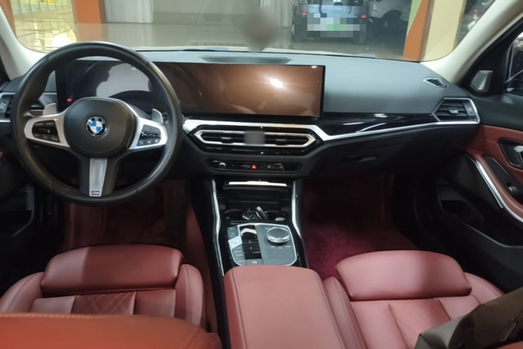 BMW 3 Series 2022 #10 BMW 3 Series 2022 car image #10