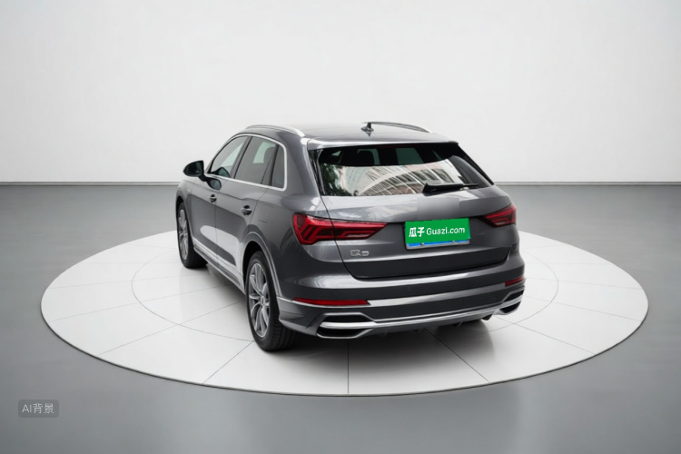 Audi Q3 2020 car image #5