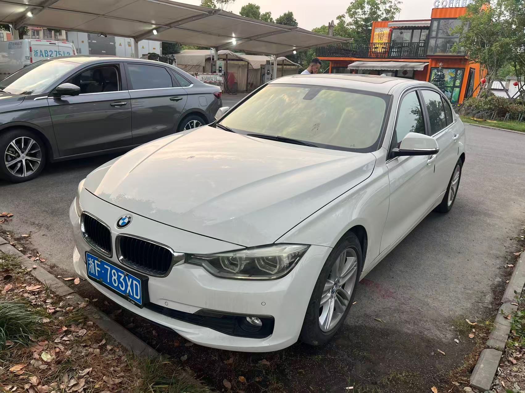 BMW 3 Series 2016 BMW 3 Series 2016 car image