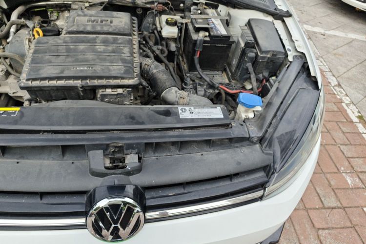 Volkswagen Golf 2018 car image #25