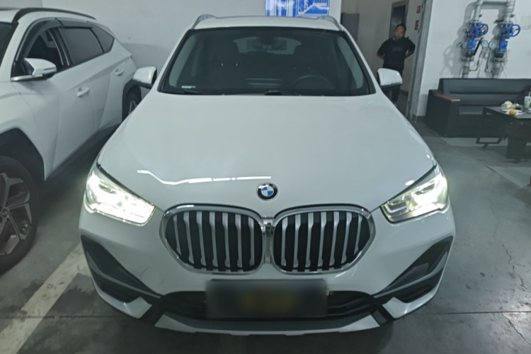 BMW X1 2020 #3 BMW X1 2020 car image #3