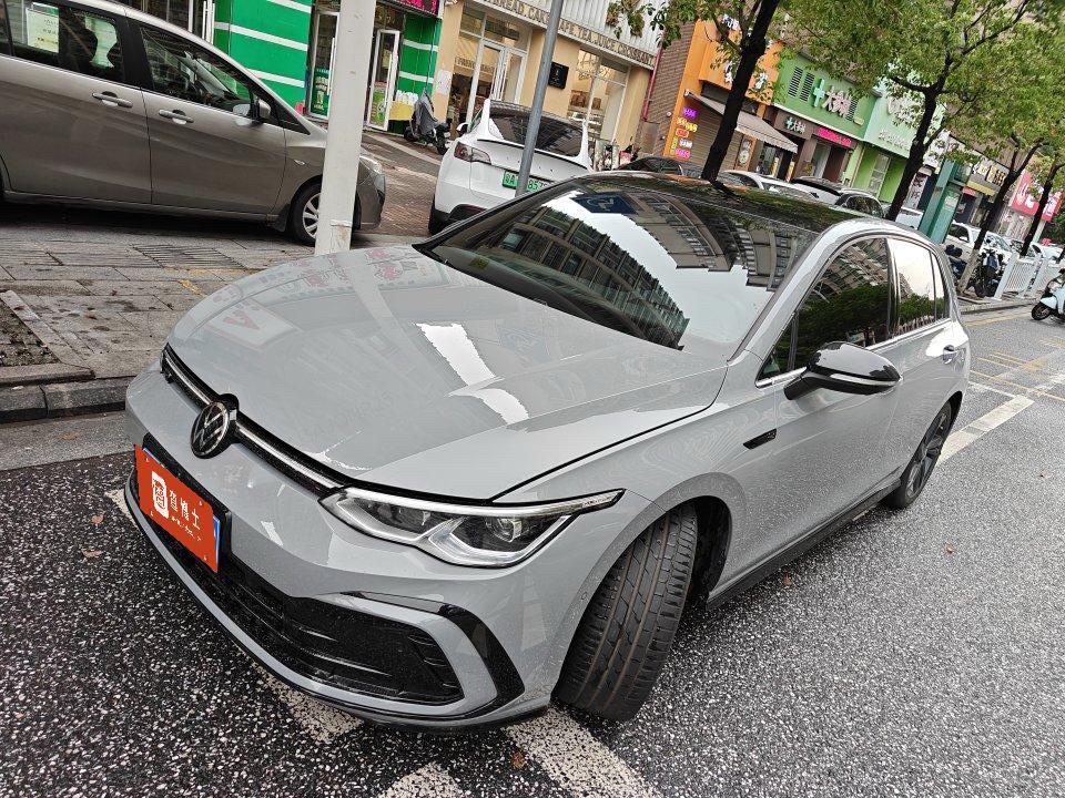 Volkswagen Golf 2023 car image 