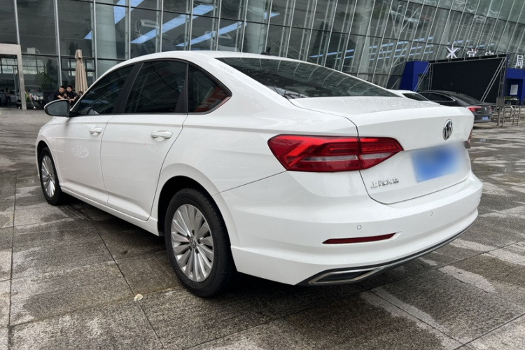 Volkswagen Lavida 2019 #7 Volkswagen Lavida 2019 car image #7