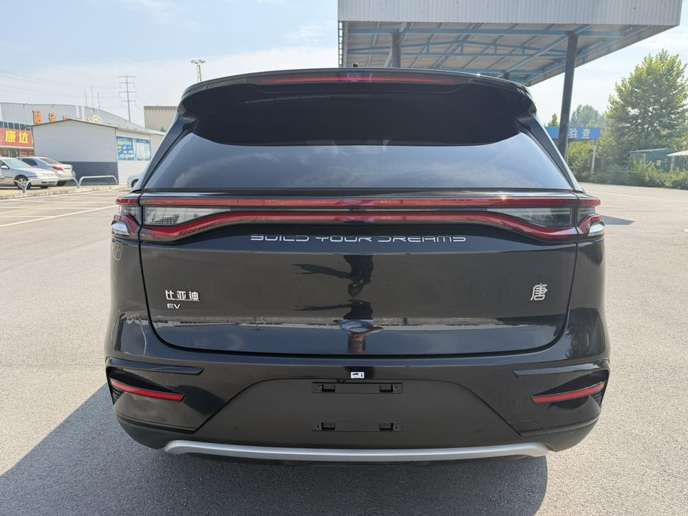 BYD Tang New Energy 2022 #6 BYD Tang New Energy 2022 صورة سيارة #6
