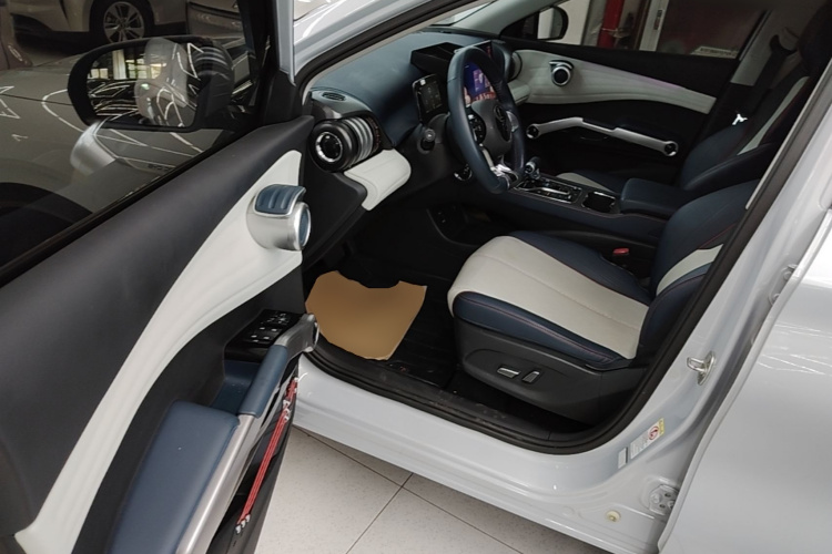 BYD Yuan Plus 2023 #16 BYD Yuan Plus 2023 car image #16
