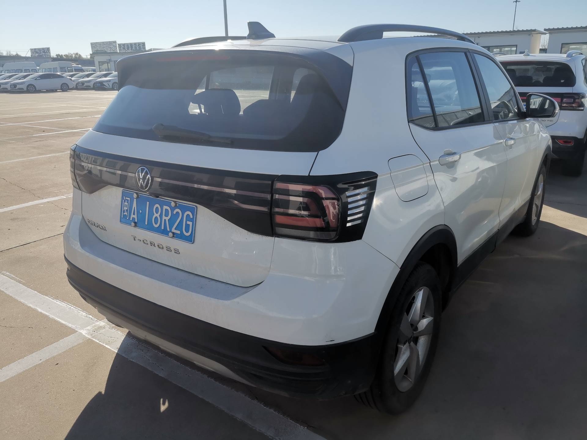 Volkswagen T-Cross 2023 #9 Volkswagen T-Cross 2023 صورة سيارة #9