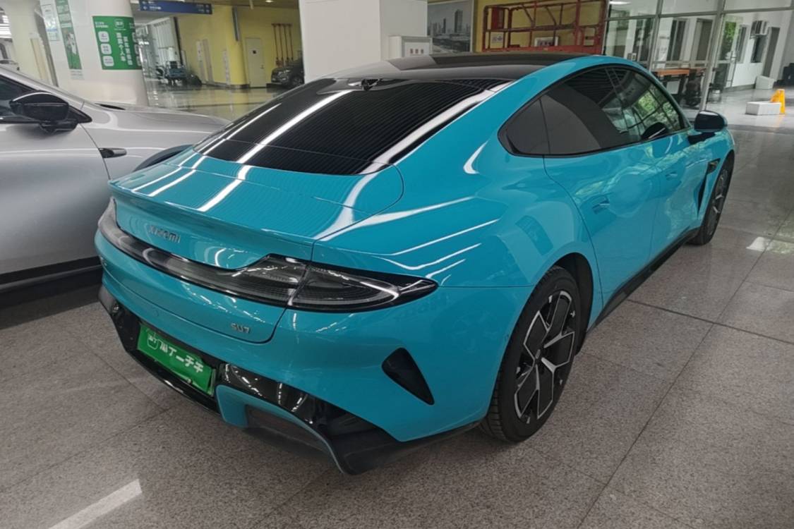 MI SU7 2025 car image #4