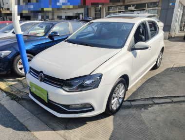 Volkswagen Polo 2016 Volkswagen Polo 2016 car image