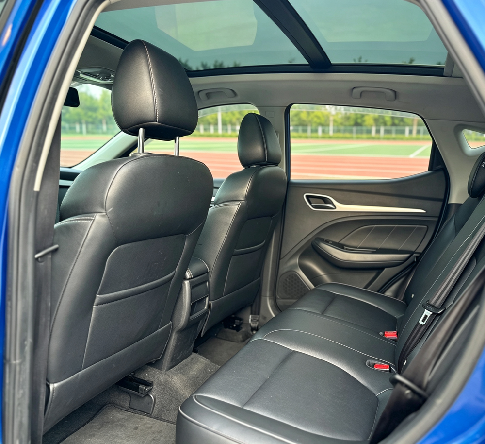 MG ZS 2017 car image #9
