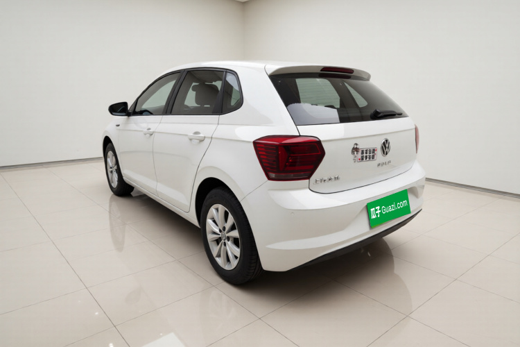Volkswagen Polo 2025 car image #5