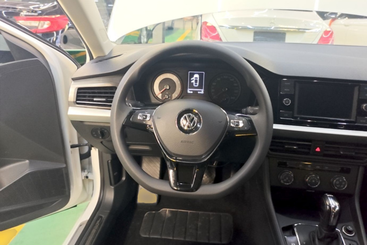 Volkswagen Lavida 2020 #15 Volkswagen Lavida 2020 car image #15