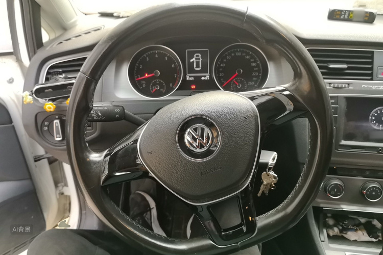 Volkswagen Golf 2017 car image #12