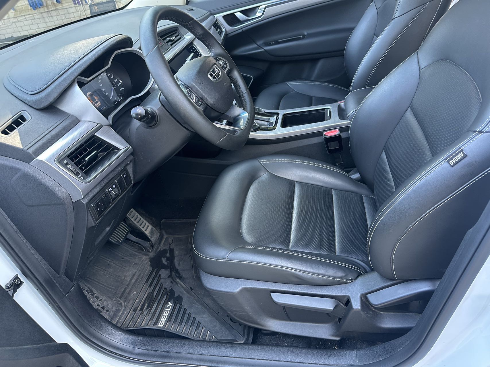 GEELY Emgrand GS 2019 car image #4