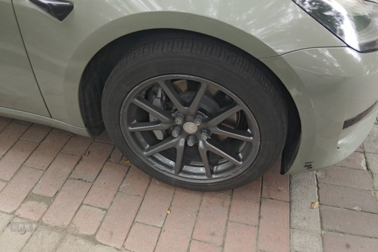 Tesla Model 3 2020 car image #9