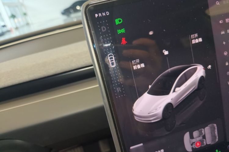 Tesla Model 3 2024 #14 Tesla Model 3 2024 car image #14