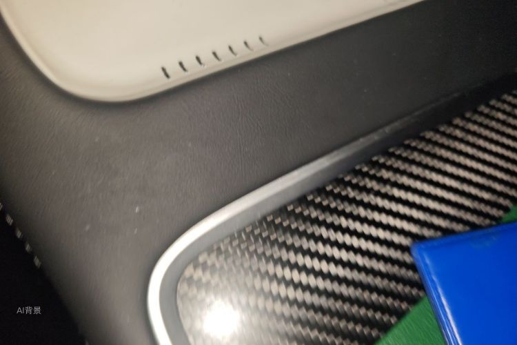 Tesla Model Y 2023 car image #10