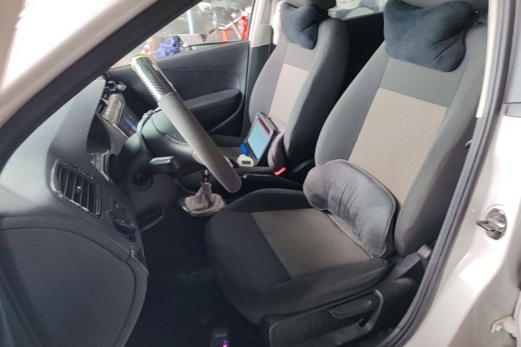 Volkswagen Polo 2019 #15 Volkswagen Polo 2019 car image #15
