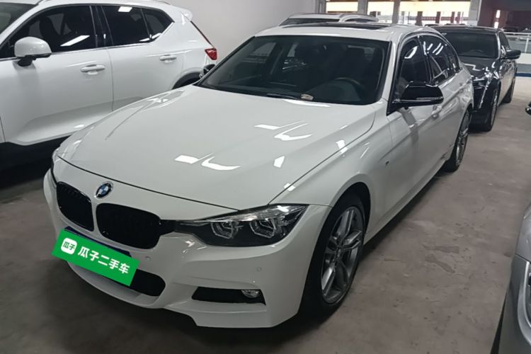 BMW 3 Series 2019 car image #2