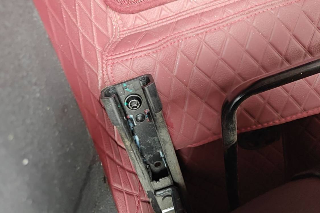 GEELY Coolray 2021 #29 GEELY Coolray 2021 car image #29