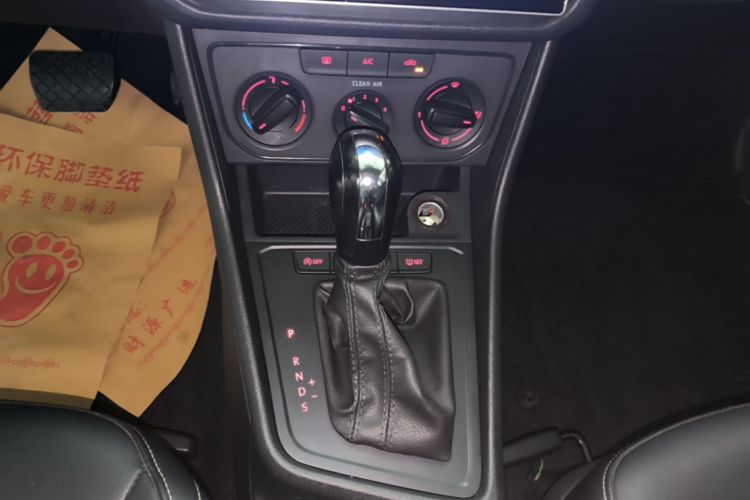 Volkswagen Lavida 2023 car image #18