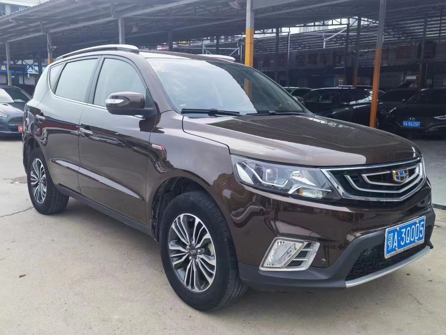 GEELY Vision X6 2018 #3 GEELY Vision X6 2018 car image #3