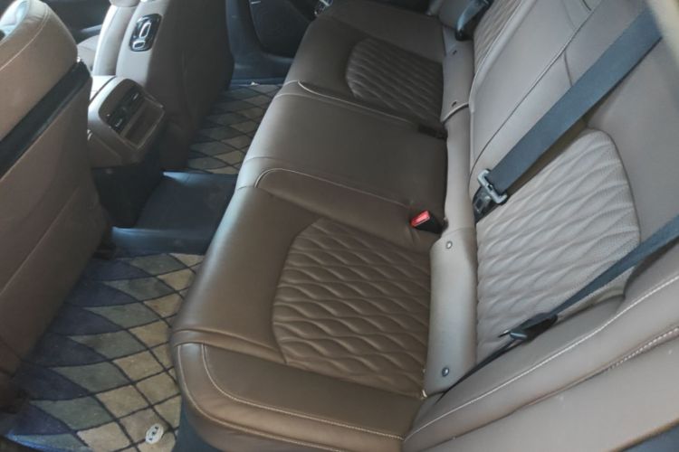 BYD Han 2022 car image #17