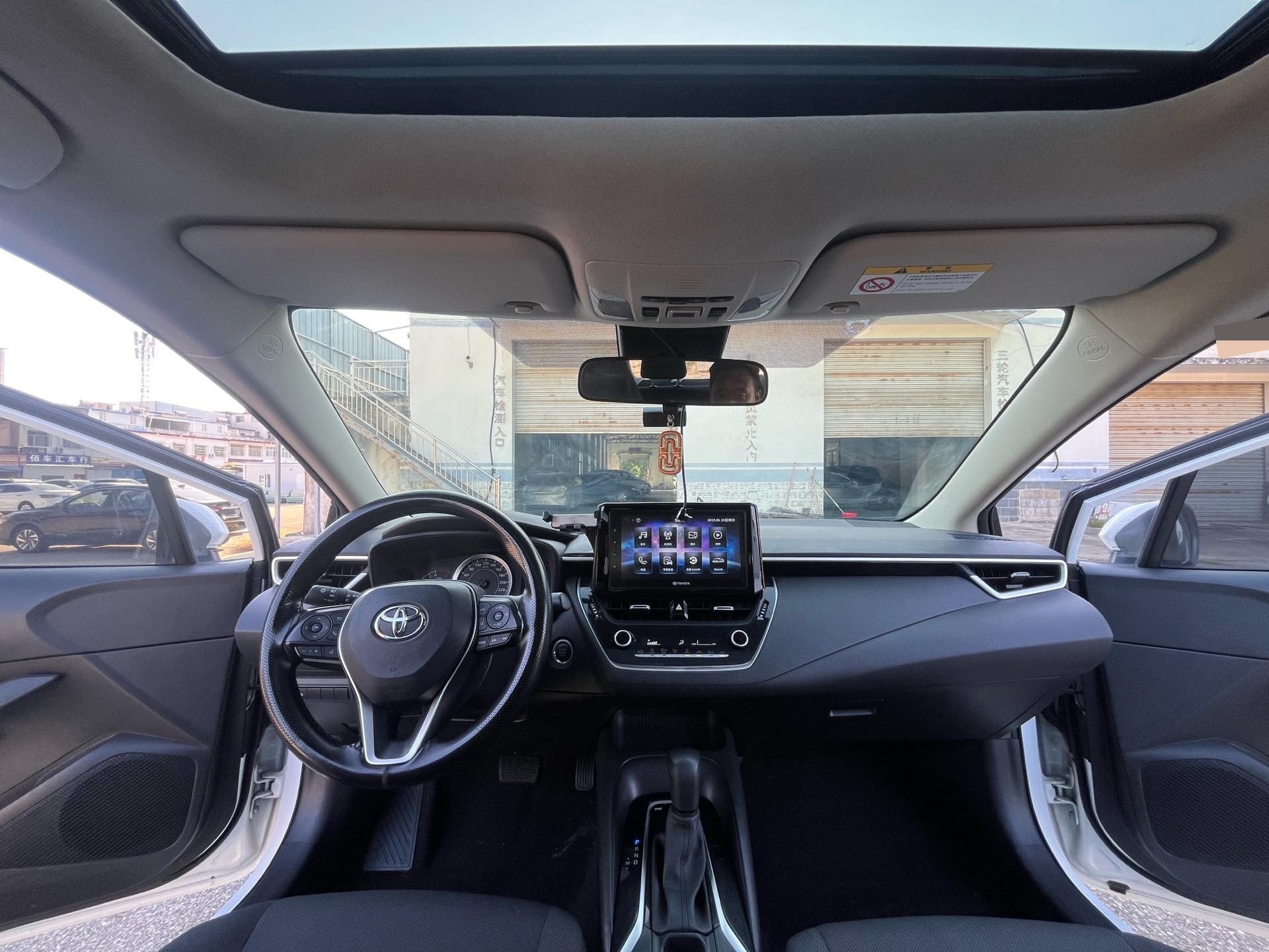 Toyota Corolla 2020 image de voiture #9