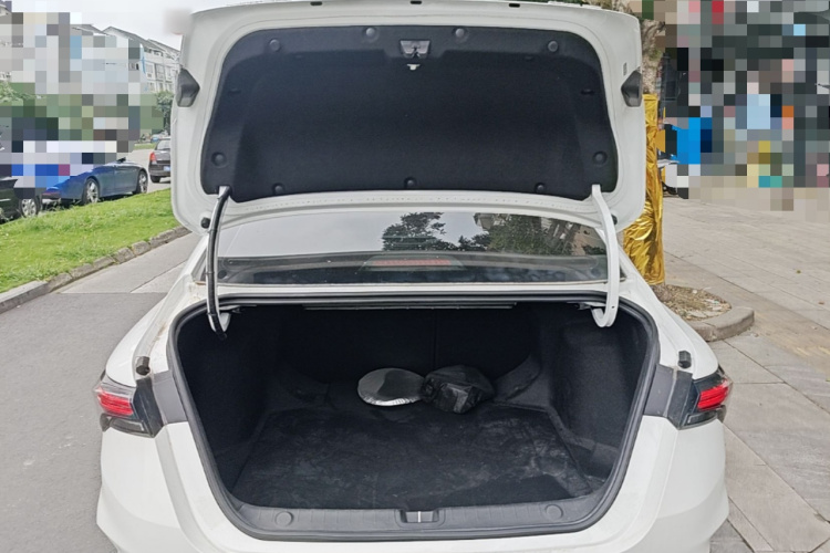 GEELY Binray 2023 car image #19