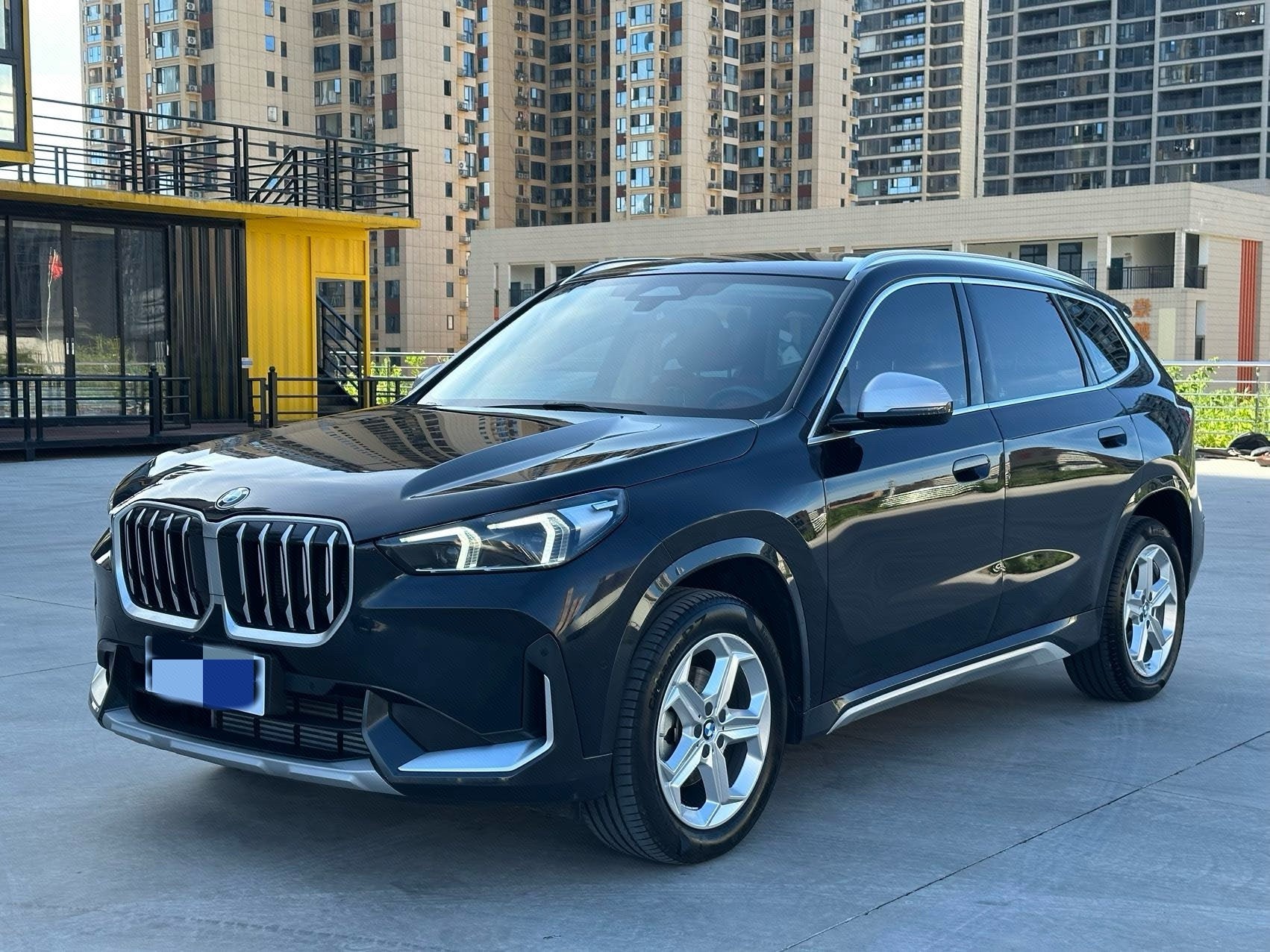 BMW X1 2023 BMW X1 2023 car image