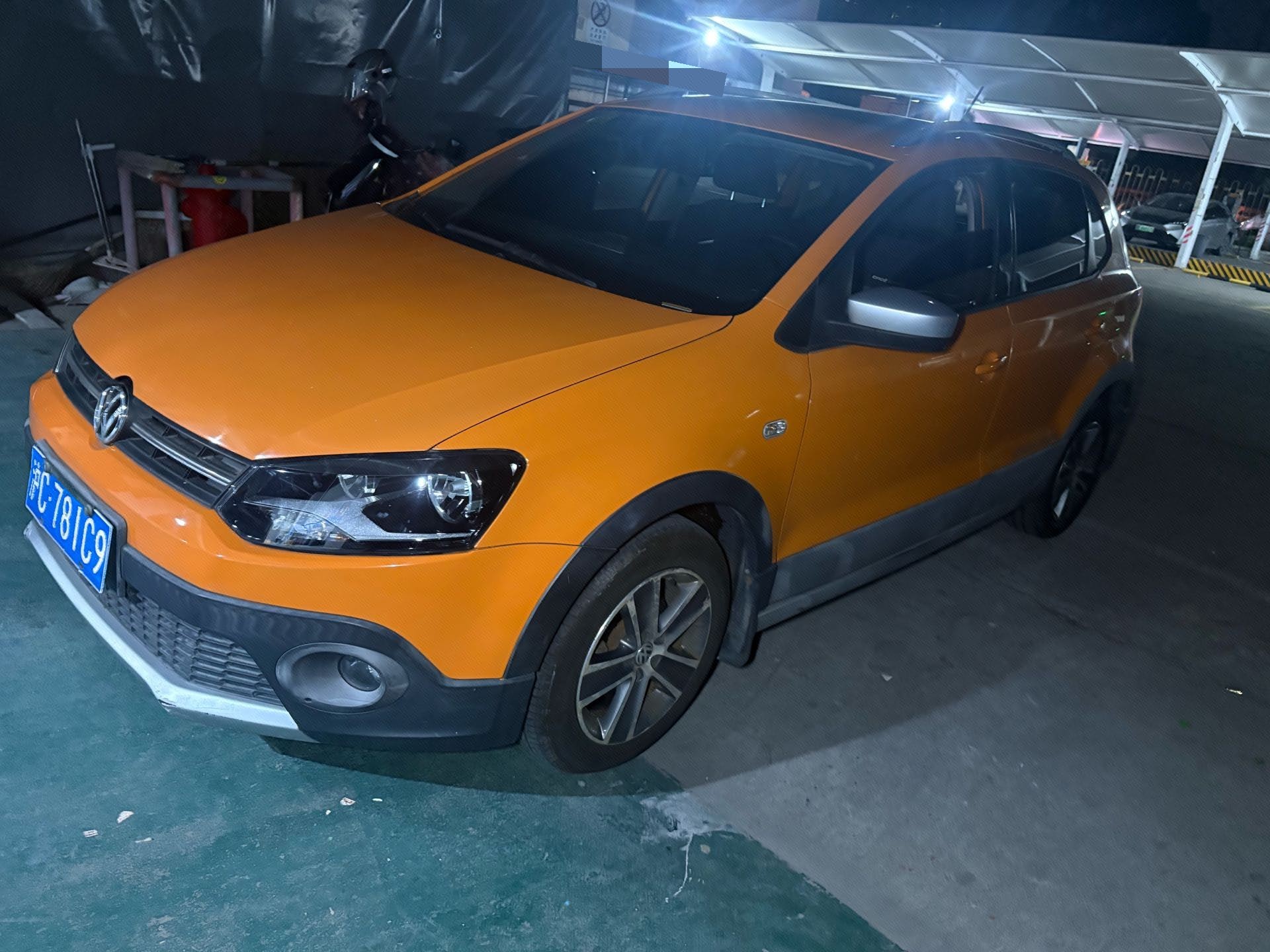 Volkswagen Polo 2013 Volkswagen Polo 2013 car image