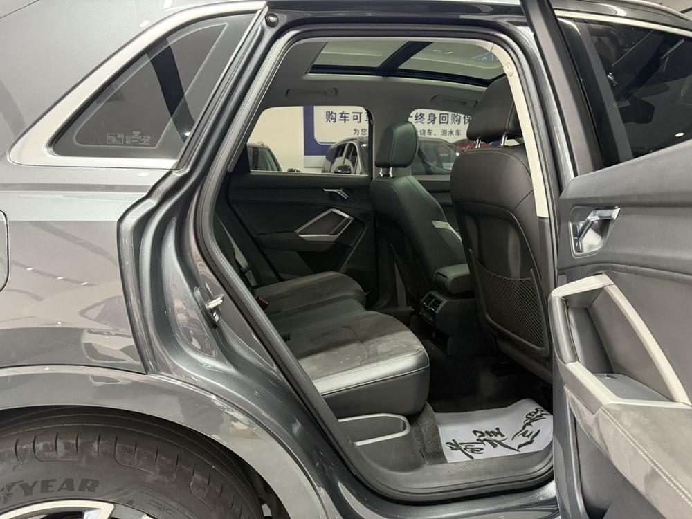 Audi Q3 2022 imagen de coche #21