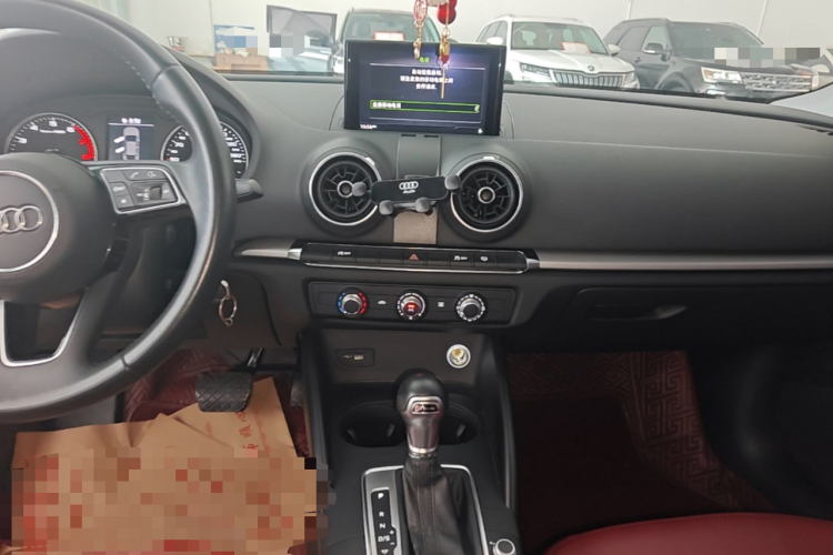 Audi A3 2020 immagine di auto #13