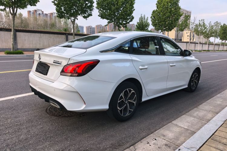 MG 5 2022 image de voiture #5