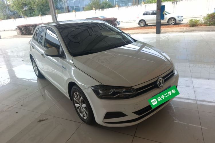 Volkswagen Polo 2020 car image #4