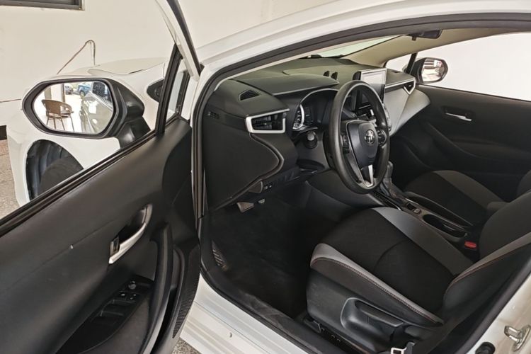 Toyota Corolla 2023 car image #16